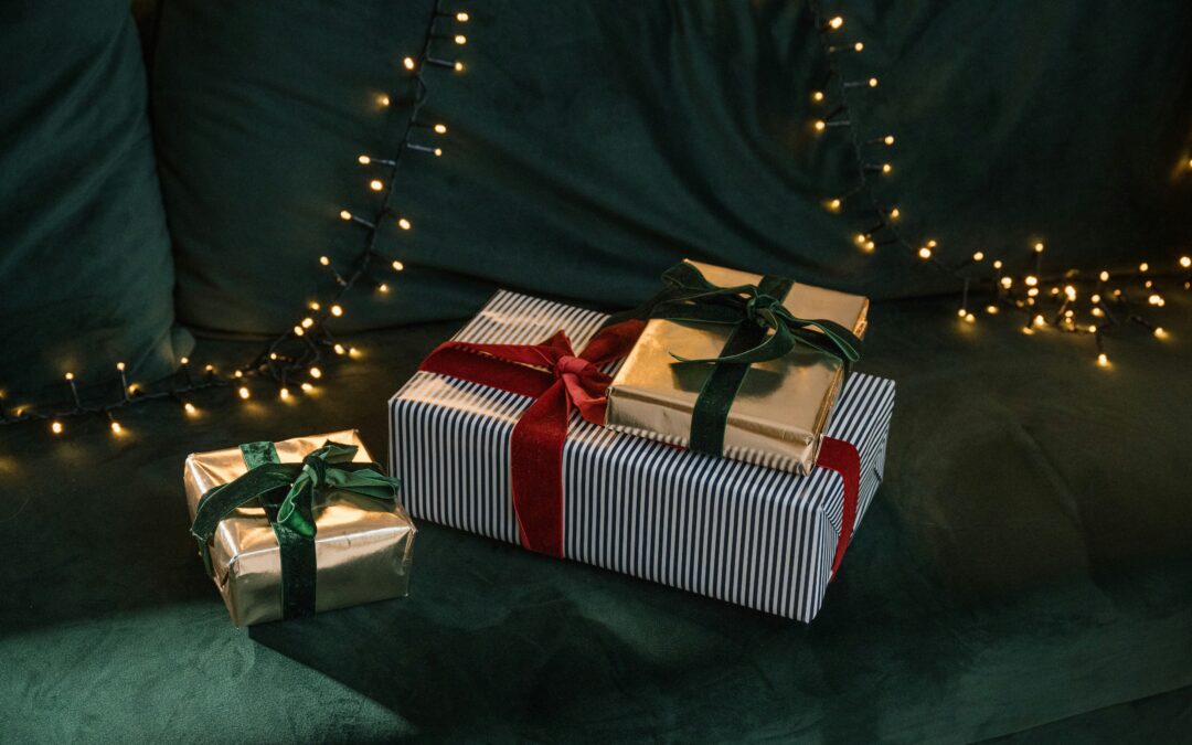 OMAGGI A CLIENTI E STRENNE NATALIZIE: DEDUCIBILITA’ SUBORDINATA ALLA TRACCIABILITA’ DEI PAGAMENTI